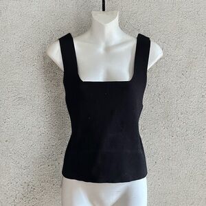 525 black sleeveless stretch fashion designer tank top L